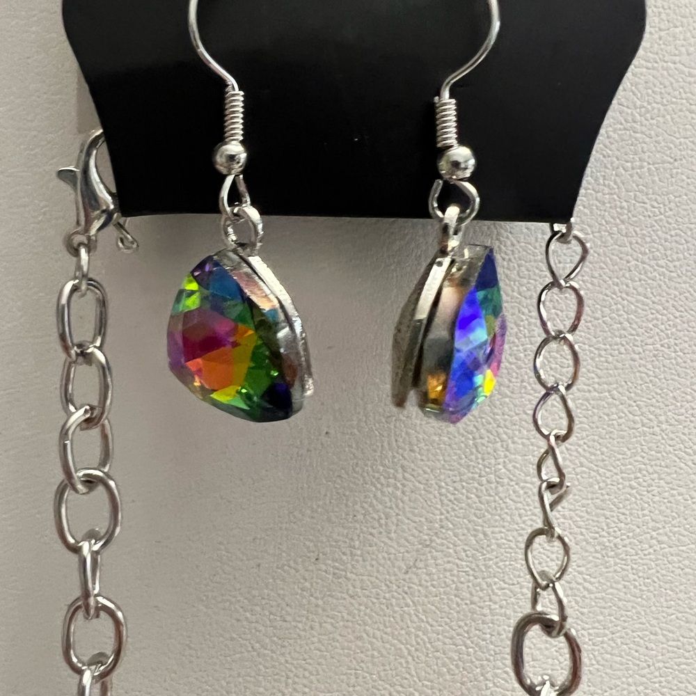 Paparazzi Vibrant Pink and Blue Necklace Set - Picture 3 of 3